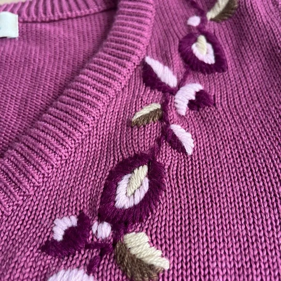 Embroidered V-Neck Button Front Sweater Vest - Raspberry - Picture 2 of 4